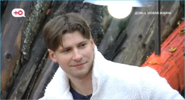 Нелли Ермолаева сочувствует неудачливому кавалеру Елизаветы Крымкиной Нелли Ермолаева сочувствует неудачливому кавалеру Елизаветы Крымкиной