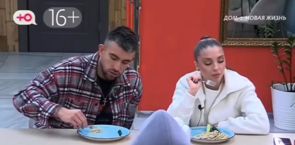 Квашникова намеренно срывает поездки за город, считает Григорьев