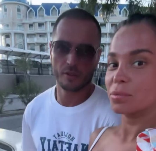 Юлия Колисниченко ради романа с блогером оставила детей на свою сестру Екатерину