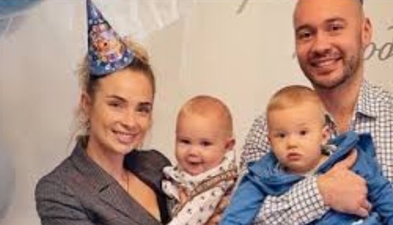 Саша Черно недовольна тем, как за спиной её обсуждает Андрей Черкасов Саша Черно недовольна тем, как за спиной её обсуждает Андрей Черкасов