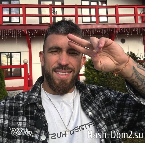 На поляне начались съёмки новогодних выпусков Дома-2 На поляне начались съёмки новогодних выпусков Дома-2