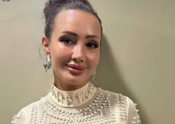 Клавдия Безверхова угрожает маме последствиями семейного скандала Клавдия Безверхова угрожает маме последствиями семейного скандала