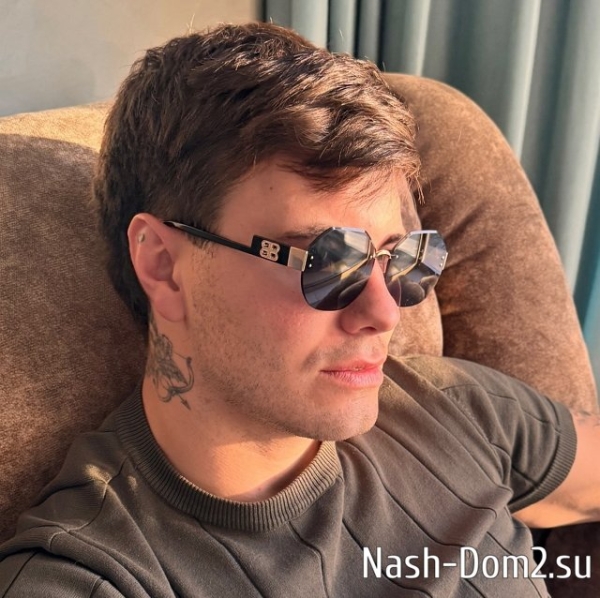 Евгения Хорошева улетела в Дубай, оставит мужа с Луковкиным