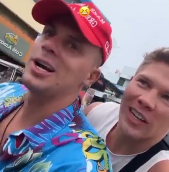 "Крокодил? Некрасиво так говорить!" - Иван Барзиков пожелал счастья Лизе Полыгаловой с женихом "Крокодил? Некрасиво так говорить!" - Иван Барзиков пожелал счастья Лизе Полыгаловой с женихом