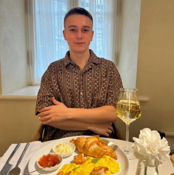 Веронике Гракович не удалось уговорить мужа остаться на Доме 2 Веронике Гракович не удалось уговорить мужа остаться на Доме 2