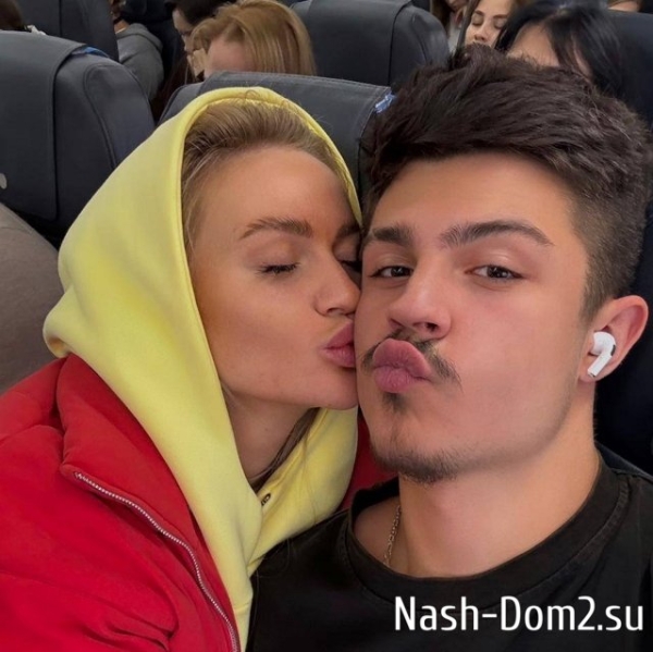 Никита Гуранда осваивается основы кулинарии Никита Гуранда осваивается основы кулинарии