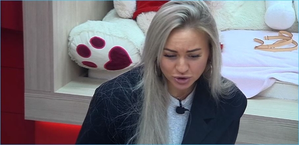 Элина Рахимова нашла себе нового продюсера, став блондинкой Элина Рахимова нашла себе нового продюсера, став блондинкой