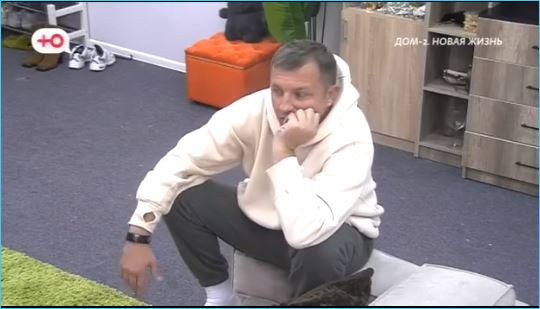 Илья Яббаров и Елена Тепловодская выясняли, кто кого позорит в этих отношениях Илья Яббаров и Елена Тепловодская выясняли, кто кого позорит в этих отношениях