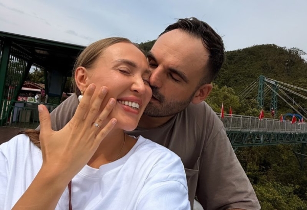 Лиза Полыгалова получила от родителей благословение на брак с избранником Лиза Полыгалова получила от родителей благословение на брак с избранником