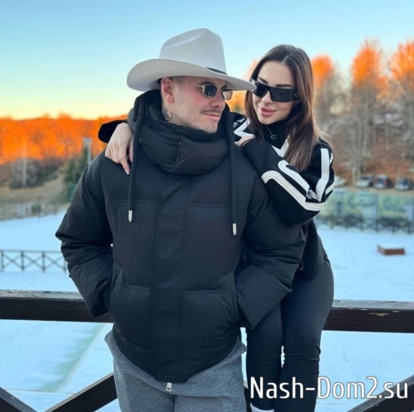 Сергей Хорошев отвёз жену на горнолыжный курорт в Сербию Сергей Хорошев отвёз жену на горнолыжный курорт в Сербию