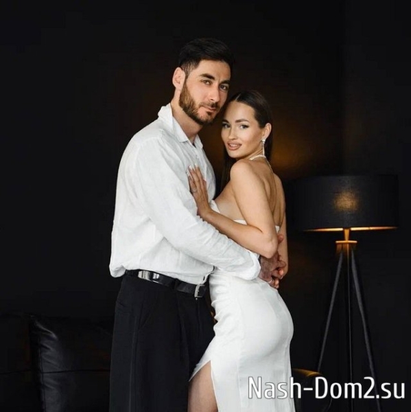 Виктория Салибекова снова угрожает мужу разводом Виктория Салибекова снова угрожает мужу разводом