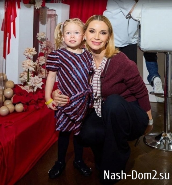 Ольга Орлова: «Терпи», «молчи», «будь удобным» Ольга Орлова: «Терпи», «молчи», «будь удобным»