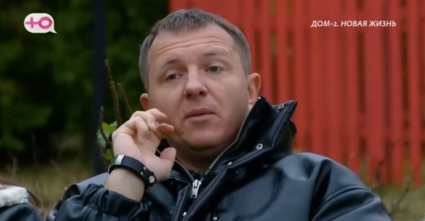 Миссис-объективность Илья Яббаров и лицемер-провокатор Тепловодская Миссис-объективность Илья Яббаров и лицемер-провокатор Тепловодская