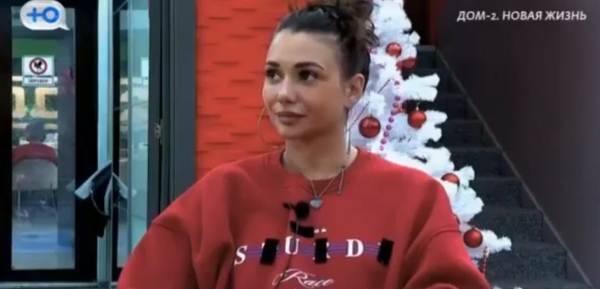 Яббарову напомнили, что Настя Голд платила вместо него алименты Яббарову напомнили, что Настя Голд платила вместо него алименты