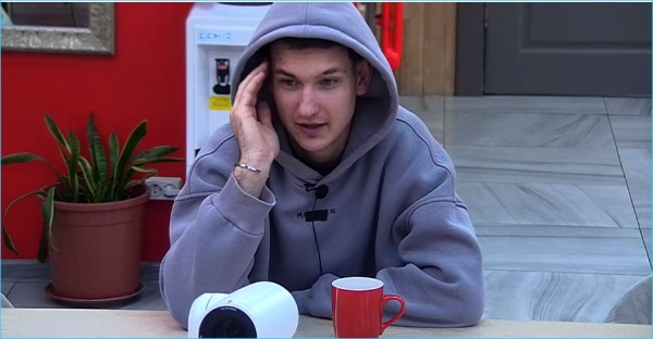 Выяснилось, почему от Элины Рахимовой отказался Роман Кузин Выяснилось, почему от Элины Рахимовой отказался Роман Кузин