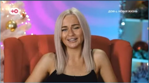 Элина Рахимова говорит с юристом на разных языках Элина Рахимова говорит с юристом на разных языках