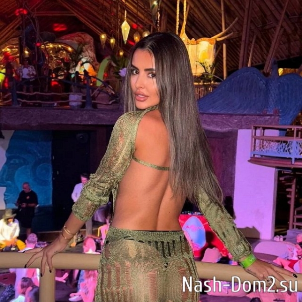 Кристину Бухынбалтэ в соцсетях атакуют наглые поклонники Кристину Бухынбалтэ в соцсетях атакуют наглые поклонники