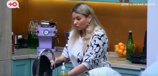 Вероника готова вернуть деньги Виктории Салибековой за все подарки Вероника готова вернуть деньги Виктории Салибековой за все подарки