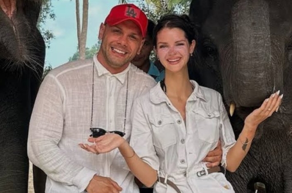 Анна и Максим Евстроповы переехали в страну, где спят на полу Анна и Максим Евстроповы переехали в страну, где спят на полу