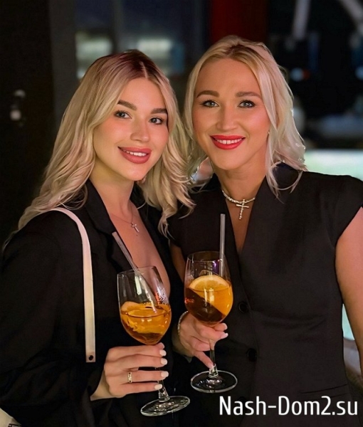 Анастасия Ромашова: Мама прилетела во Вьетнам! Анастасия Ромашова: Мама прилетела во Вьетнам!