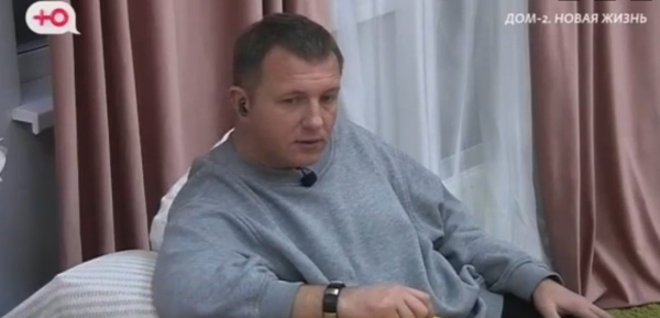 Яббарову напомнили, что Настя Голд платила вместо него алименты Яббарову напомнили, что Настя Голд платила вместо него алименты