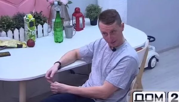 Альберт Гракович попал под влияние Элины Рахимовой Альберт Гракович попал под влияние Элины Рахимовой