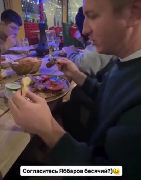 Катя Квашникова считает, что Илья Яббаров "выбесит" кого угодно Катя Квашникова считает, что Илья Яббаров "выбесит" кого угодно