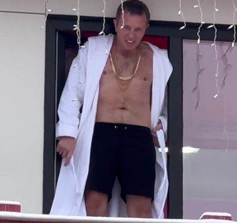 Елене Тепловодской не нужны шансон и Должанский на свадьбе с Яббаровым Елене Тепловодской не нужны шансон и Должанский на свадьбе с Яббаровым