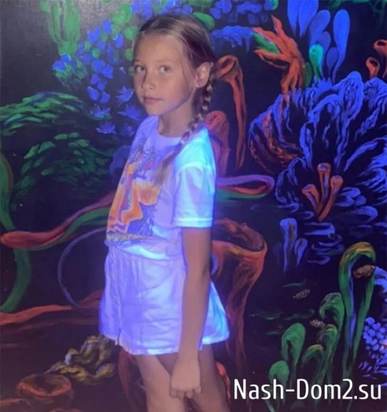 Элина Камирен нашла повод вспомнить про отца своей дочери Элина Камирен нашла повод вспомнить про отца своей дочери