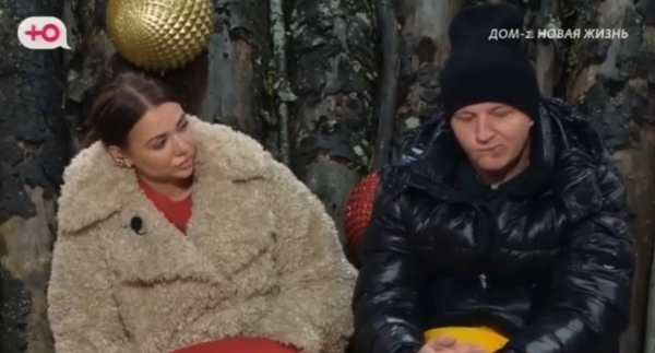 Элина Рахимова считает, что Тепловодская сплетничает про неё, чтобы прикрыть свои грехи Элина Рахимова считает, что Тепловодская сплетничает про неё, чтобы прикрыть свои грехи