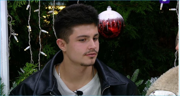 Никите Гуранде посоветовала мама ради тренировок ночевать в женской спальне Никите Гуранде посоветовала мама ради тренировок ночевать в женской спальне