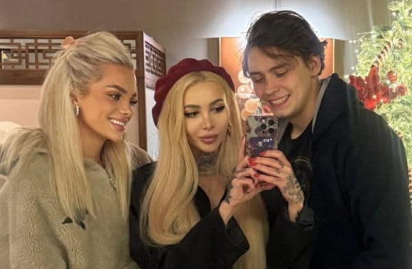 Клавдия Безверхова познакомилась с Екатериной Шкуро и защищает её от хейтеров Клавдия Безверхова познакомилась с Екатериной Шкуро и защищает её от хейтеров