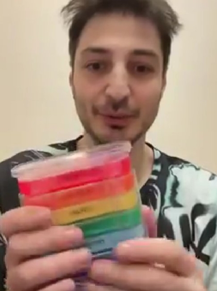 Иосиф Оганесян похвастался необычным подарком от подписчиков Иосиф Оганесян похвастался необычным подарком от подписчиков