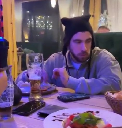 Катя Квашникова считает, что Илья Яббаров "выбесит" кого угодно Катя Квашникова считает, что Илья Яббаров "выбесит" кого угодно