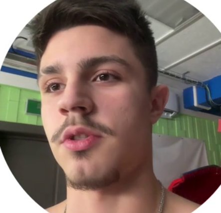 Элина Рахимова преследует Никиту Гуранду по ночам Элина Рахимова преследует Никиту Гуранду по ночам