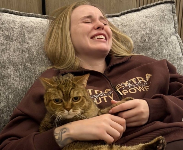 Милена Безбородова удалила 2000 фотографий с бывшим парнем Милена Безбородова удалила 2000 фотографий с бывшим парнем