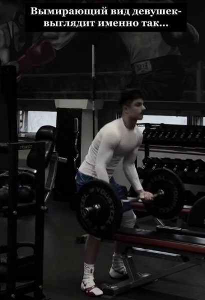 Никита Гуранда считает, что девушкам из "вымирающего вида" не нужны деньги Никита Гуранда считает, что девушкам из "вымирающего вида" не нужны деньги