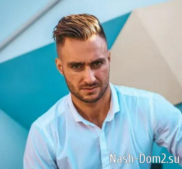 Стало известно, зачем Алексей Безус берёт уроки вокала