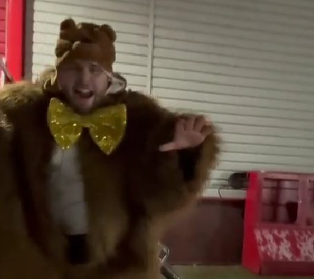 Элина Рахимова превратила жизнь Никиты Гуранды в сплошной цирк Элина Рахимова превратила жизнь Никиты Гуранды в сплошной цирк