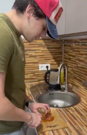 Яна Тырлышкина удивлена, почему Сергея Целковского не любят её подписчики Яна Тырлышкина удивлена, почему Сергея Целковского не любят её подписчики