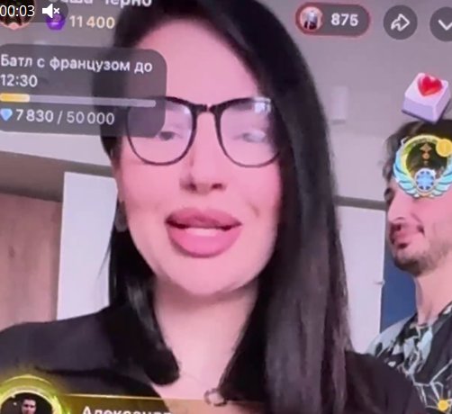 Хейтеры вызвали ночью полицию к Саше Черно, переживая за её сына Хейтеры вызвали ночью полицию к Саше Черно, переживая за её сына