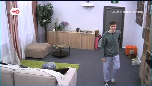 Евгений Сидоров отказался от Каролины Салтыковой и обратил внимание на новенькую Дарью Евгений Сидоров отказался от Каролины Салтыковой и обратил внимание на новенькую Дарью