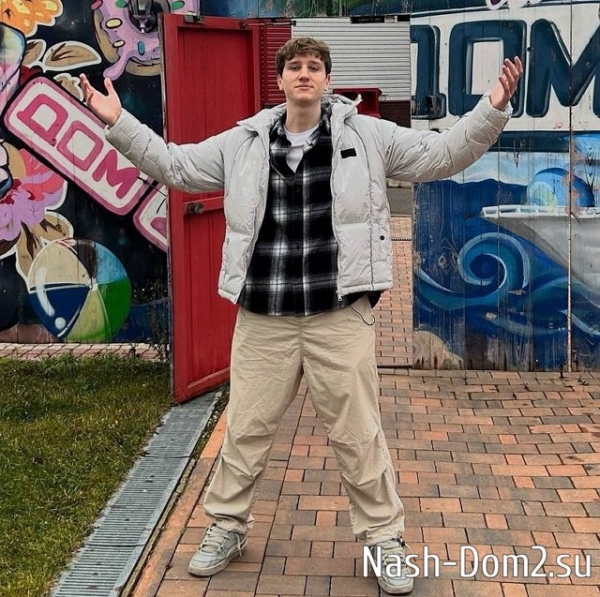 Ксения Карпова нашла замену Альберту Гракович Ксения Карпова нашла замену Альберту Гракович