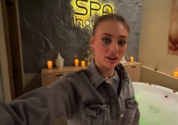 Ксения Карпова рада свиданию с Альбертом Граковичем в спа Ксения Карпова рада свиданию с Альбертом Граковичем в спа