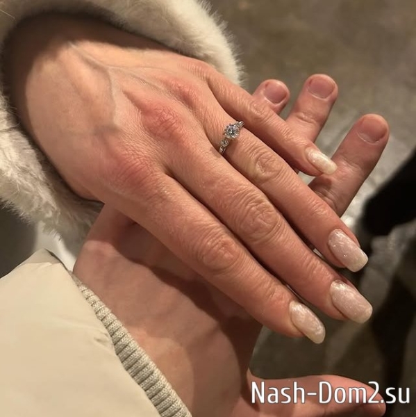 Молодой любовник «окольцевал» Веронику Гракович Молодой любовник «окольцевал» Веронику Гракович