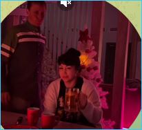 Игорь Григорьев доволен встречей Нового года на поляне в кругу семьи Игорь Григорьев доволен встречей Нового года на поляне в кругу семьи