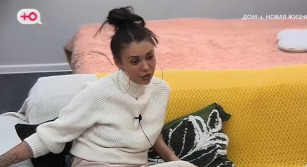 Илья Яббаров и Лена Тепловодская не смогли договориться, кто оплачивает поездку в Дубай Илья Яббаров и Лена Тепловодская не смогли договориться, кто оплачивает поездку в Дубай