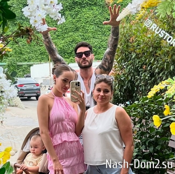 Никита Гуранда сделал приятное Веронике Гракович Никита Гуранда сделал приятное Веронике Гракович