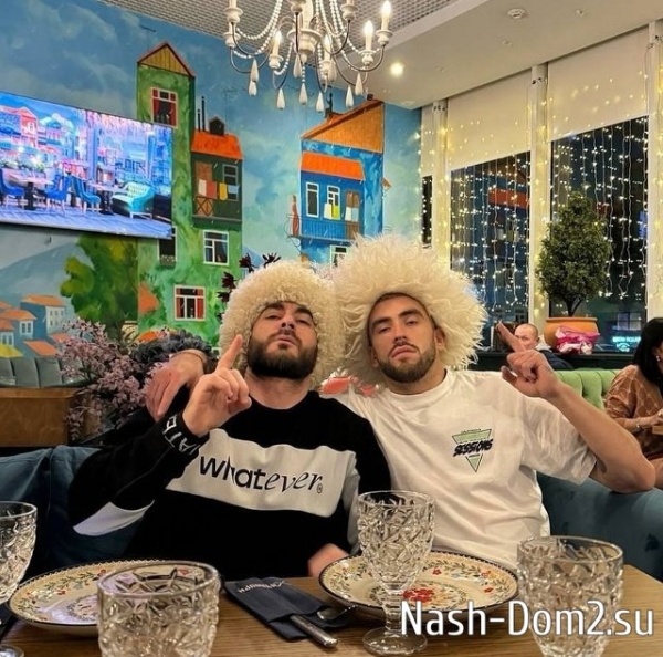 Тигран Салибеков «ревнует» своего «братишку» к Никите Гуранда Тигран Салибеков «ревнует» своего «братишку» к Никите Гуранда