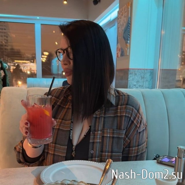 Александра Черно вышла на охоту Александра Черно вышла на охоту